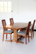 Load image into Gallery viewer, Danish Modern Teak Extendable Dining Table
