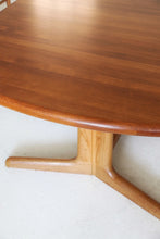 Load image into Gallery viewer, Danish Modern Teak Extendable Dining Table
