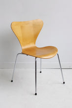 Load image into Gallery viewer, Danish Modern &quot;Series 7&quot; Chairs By Fritz Hansen
